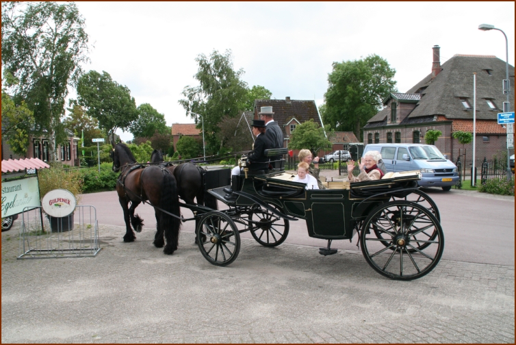 935 Willy & Gerard 149 Met de Koets